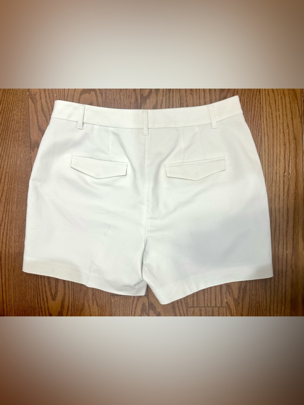 White House Black Market White High-Waist Embroidered Floral Shorts - Picture 6 of 6